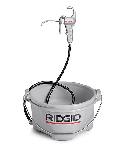 Насос и маслосборник RIDGID для подачи резьбонарезной смазки 